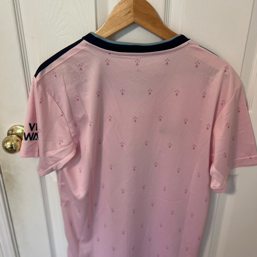 Adidas Pink Arsenal Soccer Jersey 22-23 - Picture 2 of 2